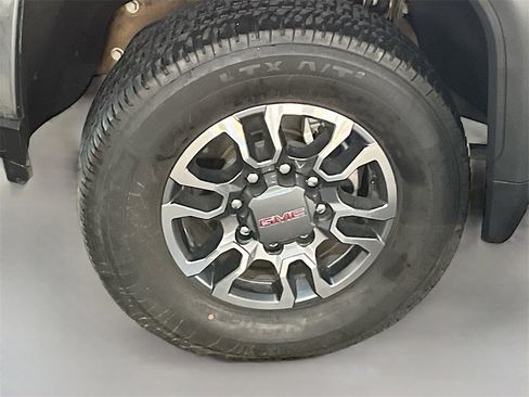 Used 2023 GMC Sierra 3500 SLE w/ SLE Convenience Package image 30