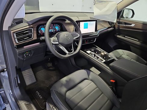 New 2026 Volkswagen Atlas SEL AWD/4WD image 14