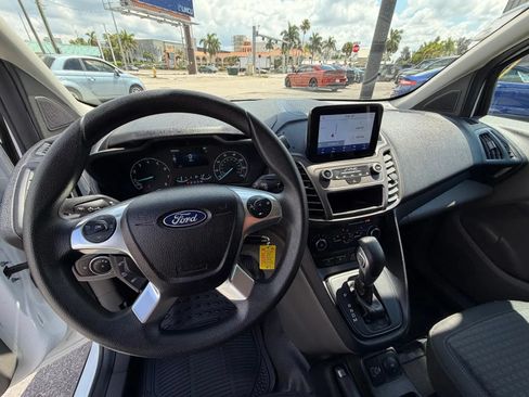 Used 2023 Ford Transit Connect XLT FWD image 13