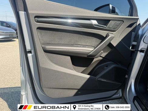 Used 2018 Audi SQ5 Prestige w/ Prestige Package AWD/4WD image 11