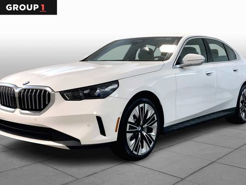 New 2026 BMW 530i xDrive w/ Premium Package image 1