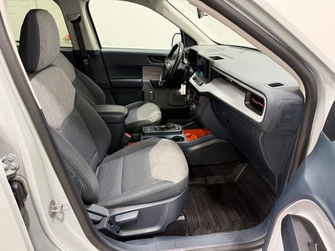 Used 2022 Ford Maverick XLT w/ Equipment Group 300A Standard image 25