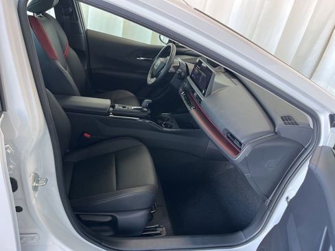 Used 2024 Toyota Prius Prime XSE Premium image 22