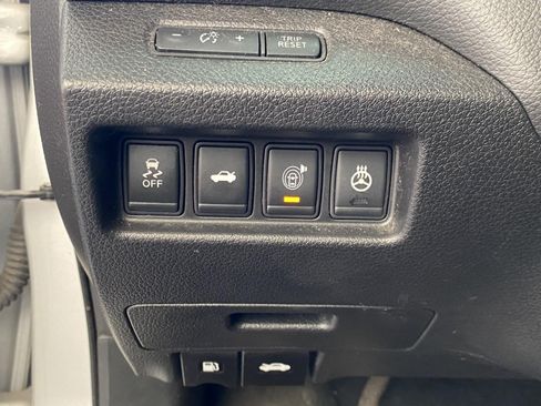 Used 2015 Nissan Altima 2.5 SL w/ Technology Package FWD image 28