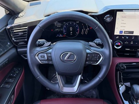 Certified 2025 Lexus NX 250 FWD w/ Cold Area Package image 18