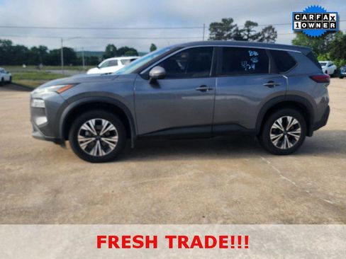 Used 2022 Nissan Rogue SV AWD/4WD image 3