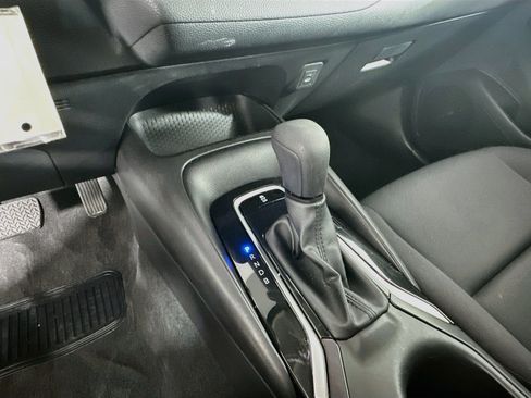 Used 2025 Toyota Corolla LE FWD image 23