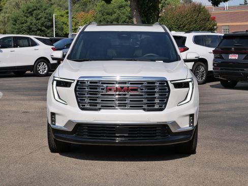 Used 2024 GMC Acadia Denali w/ Super Cruise Package image 2