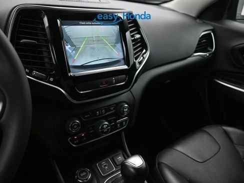 Used 2022 Jeep Cherokee Limited AWD/4WD image 12