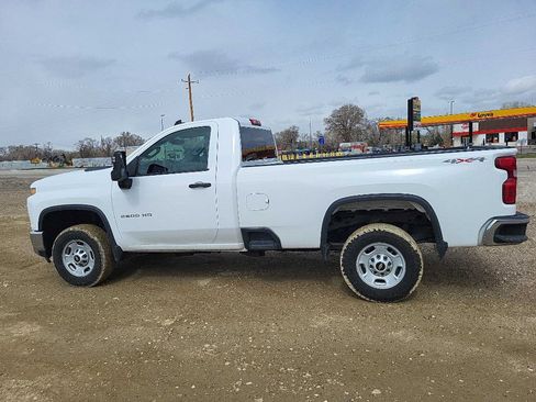 Used 2021 Chevrolet Silverado 2500 W/T w/ WT Convenience Package AWD/4WD image 1