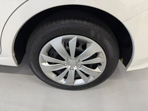 Used 2018 Subaru Impreza 2.0i AWD/4WD image 30