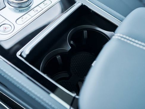 Used 2023 Bentley Continental GT Azure image 56