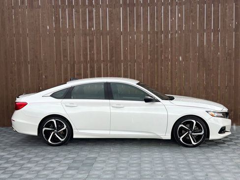 Used 2021 Honda Accord Sport image 11