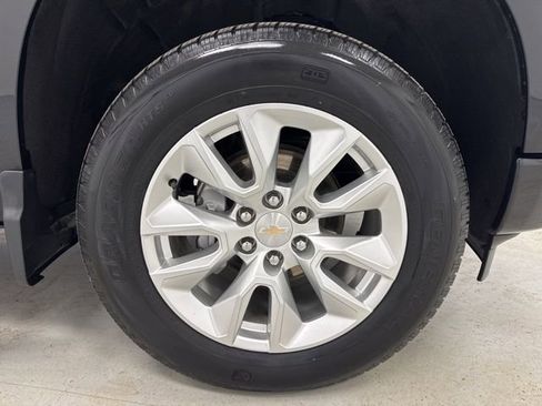 Used 2024 Chevrolet Silverado 1500 Custom image 32