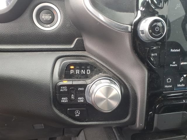 Used 2023 RAM 1500 Laramie AWD/4WD image 19