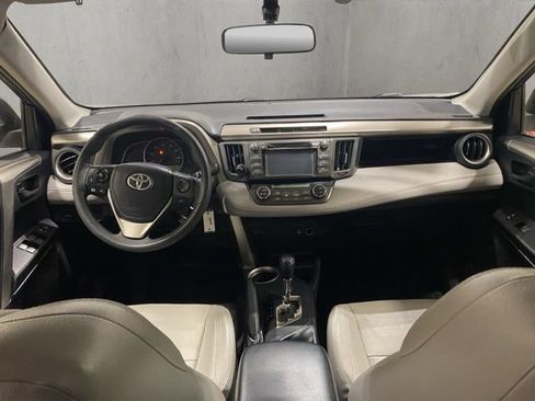 Used 2013 Toyota RAV4 XLE FWD image 2