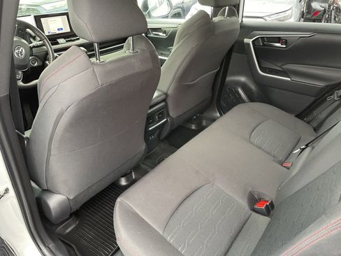 Certified 2023 Toyota RAV4 SE image 21