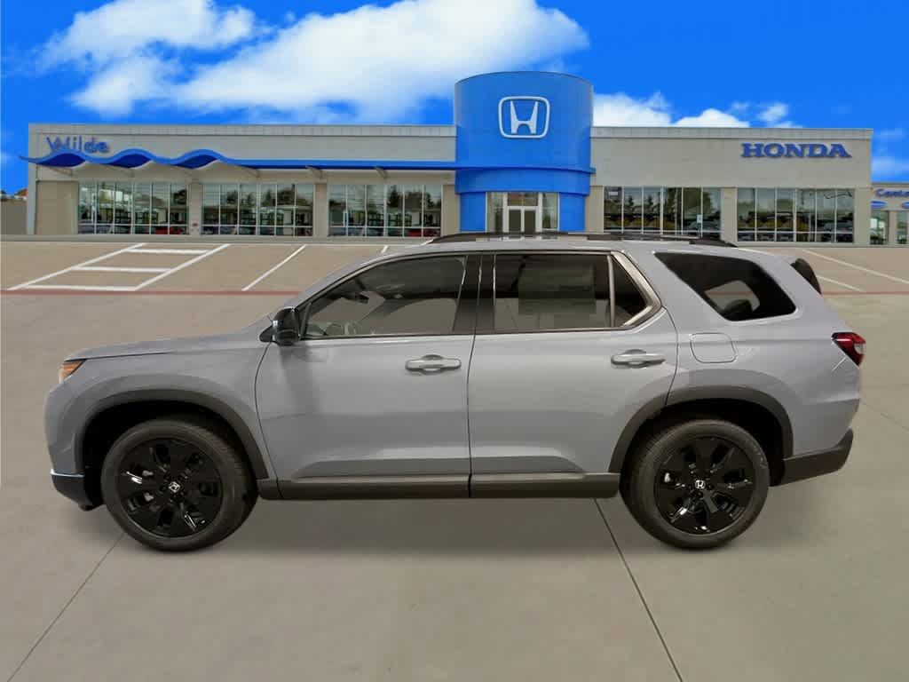 New 2026 Honda Pilot Black Edition image 2