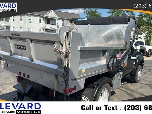 Used 2012 Ford F550 4x4 Regular Cab Super Duty w/ Payload Upgrade Pkg image 7