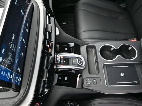 New 2026 Acura MDX FWD image 17