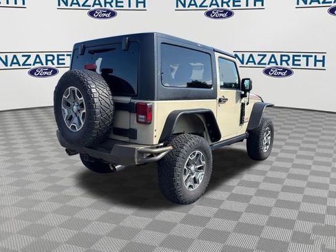 Used 2017 Jeep Wrangler Rubicon w/ Power Convenience Group AWD/4WD image 7