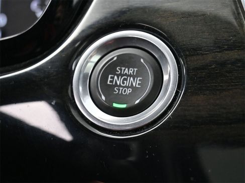 Certified 2023 Cadillac XT6 Premium Luxury w/ Technology Package image 28