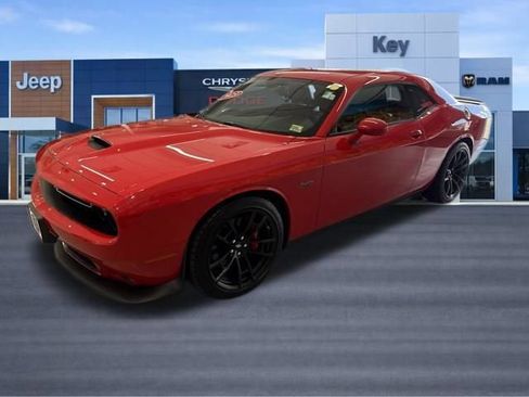 Used 2023 Dodge Challenger R/T w/ Plus Package RWD image 2