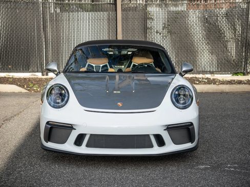 Used 2019 Porsche 911 Speedster RWD image 14