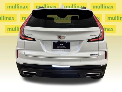Used 2024 Cadillac XT4 Sport w/ Cold Weather Package FWD image 18