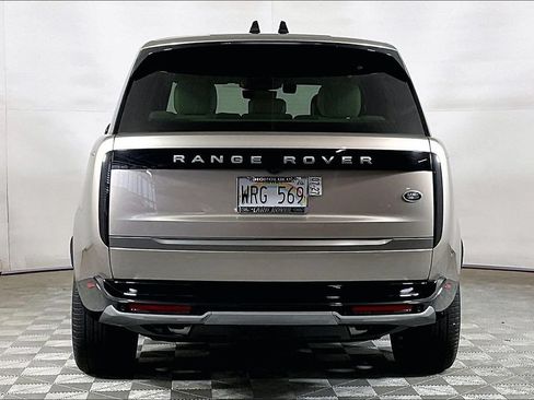 Used 2023 Land Rover Range Rover SE AWD/4WD image 3