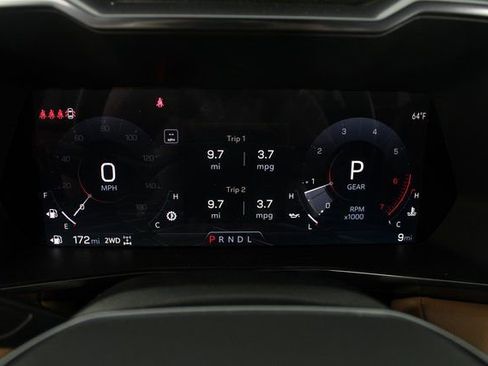 New 2026 GMC Canyon AT4 w/ Off-Road Front Bumper Package image 11