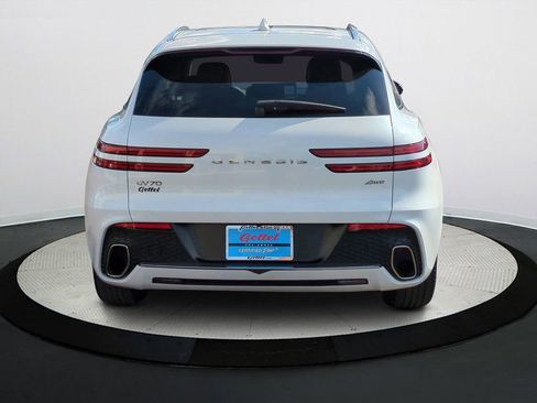 Used 2024 Genesis GV70 2.5T w/ Advanced Package image 5