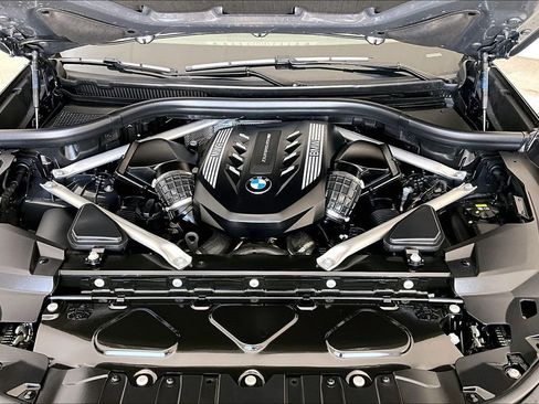 Used 2023 BMW X6 M50i w/ Executive Package image 12