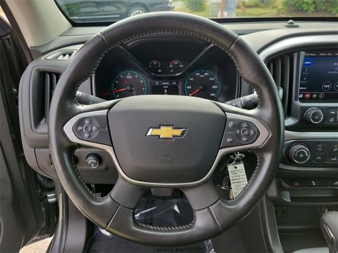 Used 2022 Chevrolet Colorado LT w/ LT Convenience Package image 22
