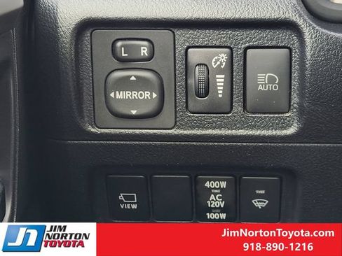 Used 2023 Toyota 4Runner SR5 Premium w/ Moonroof Package RWD image 22