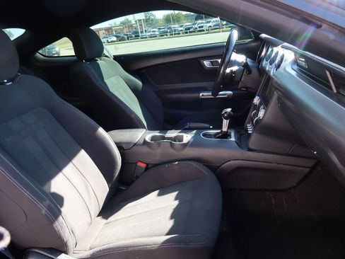 Used 2018 Ford Mustang Coupe w/ Equipment Group 101A image 8