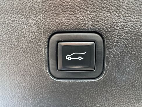 Used 2021 Buick Enclave Avenir image 39