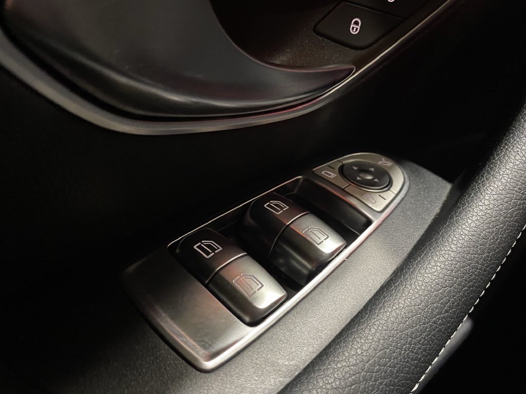 Certified 2022 Mercedes-Benz E 450 Coupe image 11