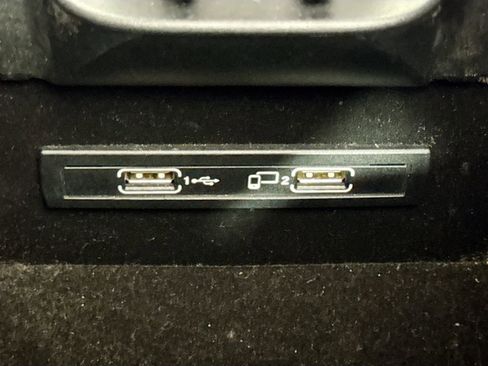 Used 2017 Mercedes-Benz CLS 550 4MATIC image 18