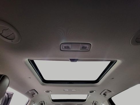 Used 2018 Buick Enclave Avenir w/ Avenir Technology Package image 26