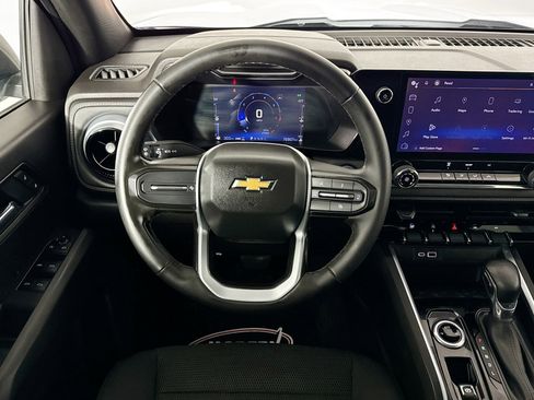 Used 2023 Chevrolet Colorado LT image 17