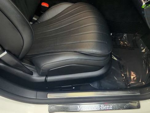 Used 2023 Mercedes-Benz S 580 4MATIC Sedan w/ AMG Line image 38