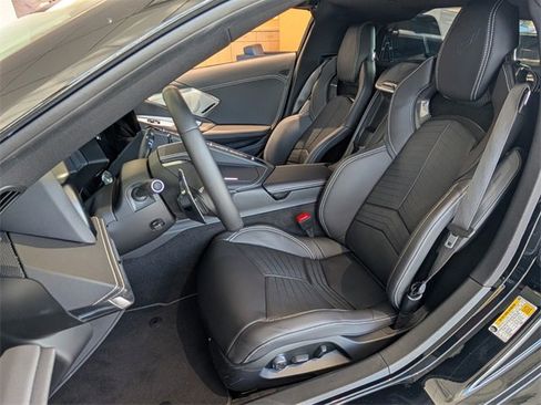 New 2025 Chevrolet Corvette Stingray Preferred Cpe w/ Z51 Performance Package image 4