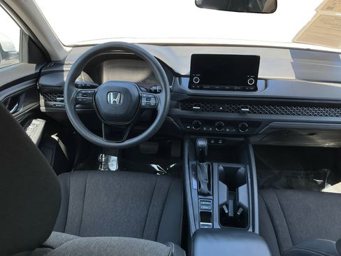 Used 2023 Honda Accord EX image 13