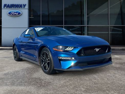 Certified 2022 Ford Mustang GT Premium image 3
