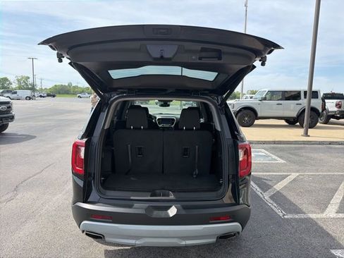 Used 2023 GMC Acadia SLE w/ Driver Convenience Package FWD image 21