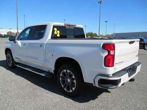 Used 2022 Chevrolet Silverado 1500 High Country image 4