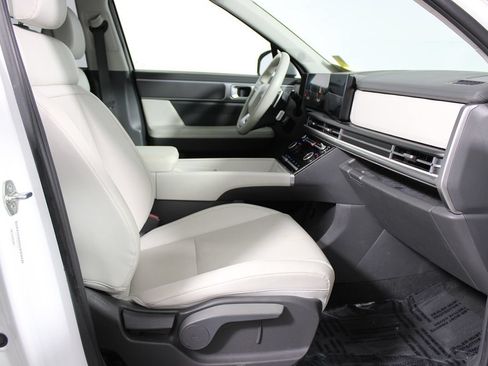 Used 2024 Hyundai Santa Fe SEL FWD image 10