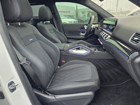 New 2026 Mercedes-Benz GLS 63 AMG 4MATIC image 31