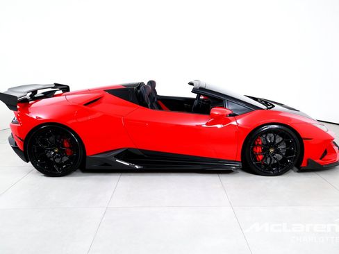 Used 2020 Lamborghini Huracan EVO AWD/4WD image 10
